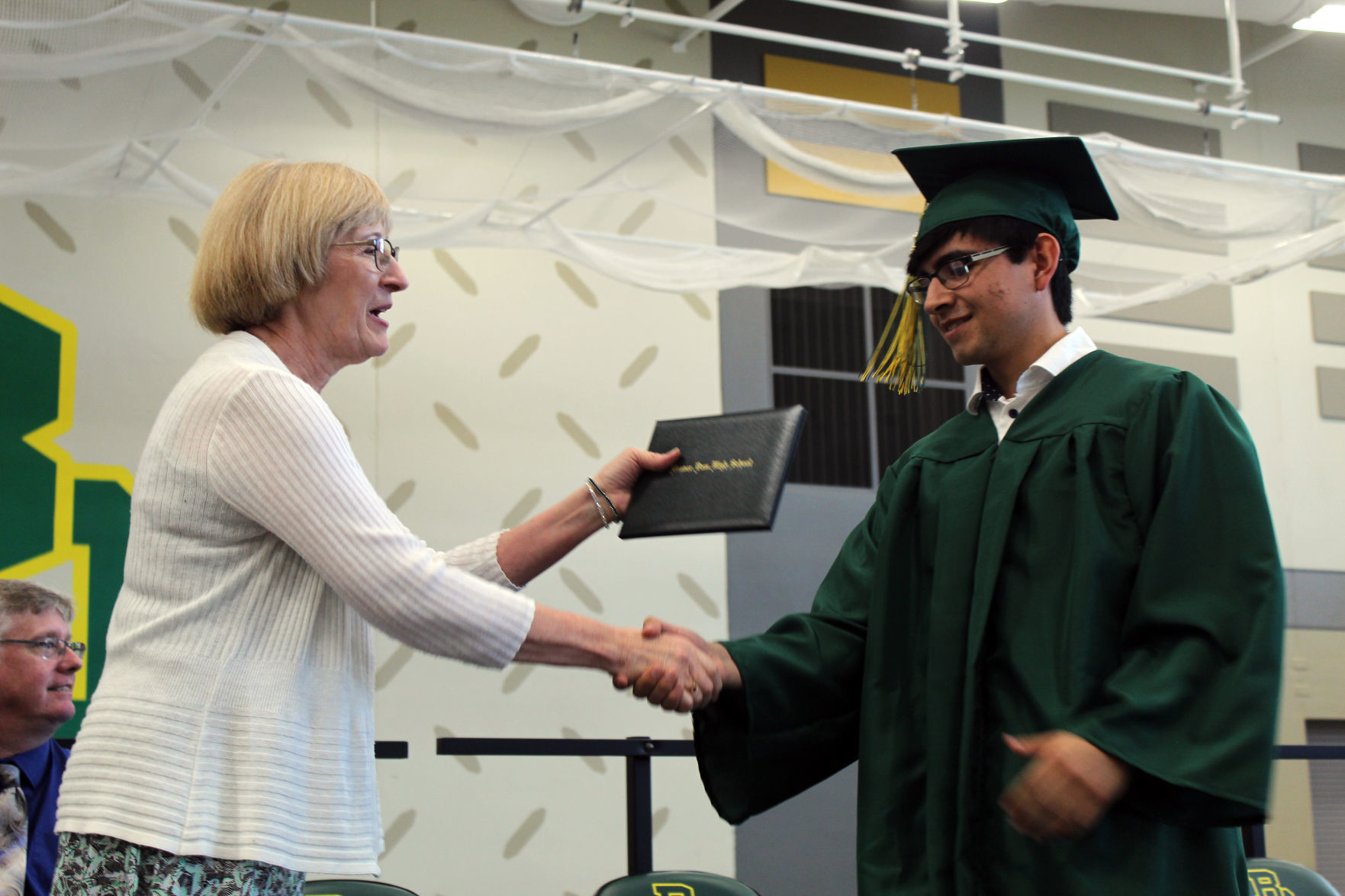 060219-ctzn-news-bd-grad123.jpg